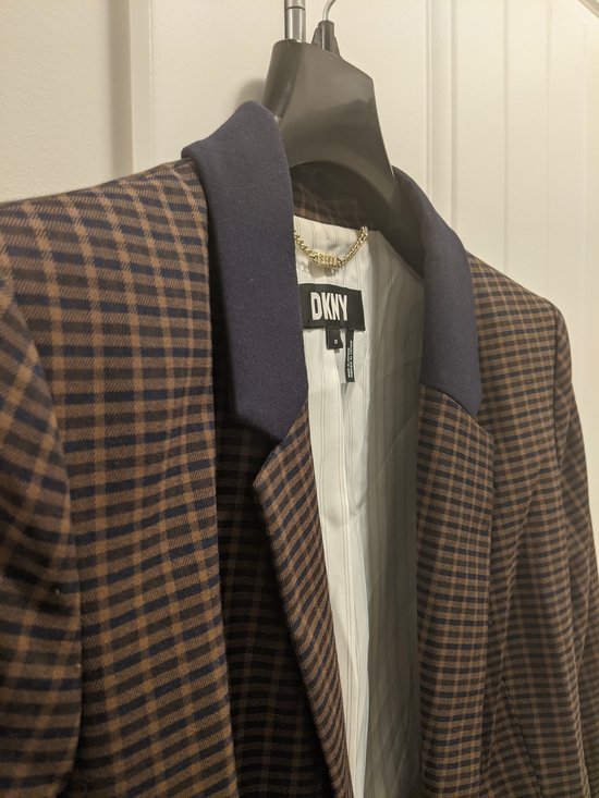 Dkny Jackets & Blazers - DKNY Women's Brown & Navy Checked Blazer